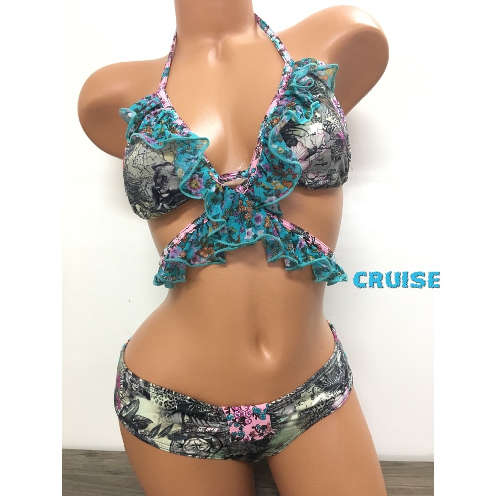 2 in 1 bikini Instagram worthy..Colombian bikini